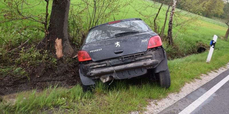 POL-HF: Verkehrsunfall beim Abbiegen - Eine Person leicht verletzt - Foto: presseportal.de