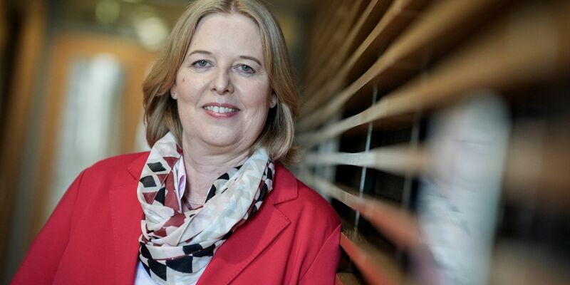 Bundestagspräsidentin Bärbel Bas (SPD) fordert mehr Bildungschancen. - Foto: Kay Nietfeld/dpa