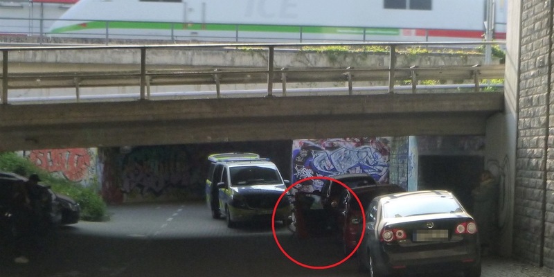 POL-RE: Herten: Fahrradfahrer durch geöffnete Autotür verletzt - Foto: presseportal.de