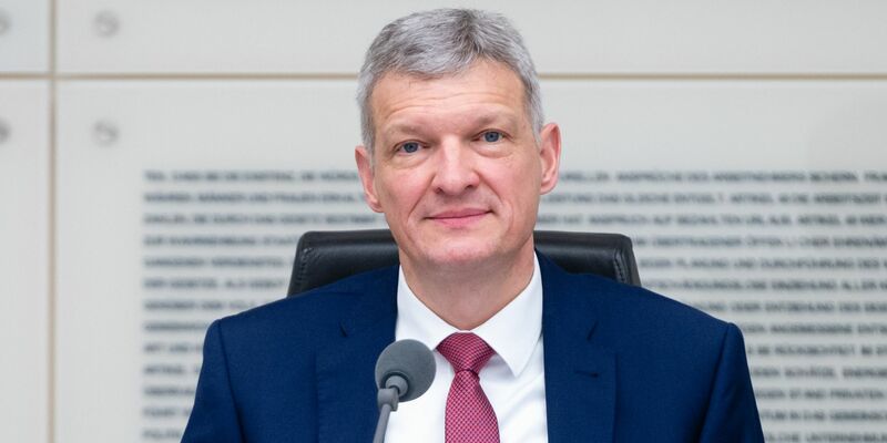 «Die Bundesregierung ist gefordert, einen Haushalt nach Recht und Gesetz vorzulegen»: Stephan Toscani. - Foto: Oliver Dietze/dpa