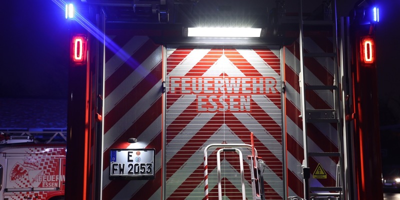 FW-E: Wohnungsbrand mit Menschenrettung - eine Person lebensgefährlich verletzt - Foto: presseportal.de