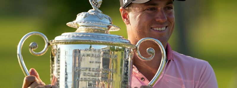 Feierte seinen 15. Sieg auf der PGA-Tour: US-Golfer Justin Thomas. - Foto: Matt York/AP/dpa