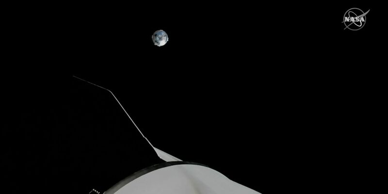 Erstmals soll der «Starliner» mit Astronauten an Bord an der Raumstation andocken. - Foto: Uncredited/NASA/dpa