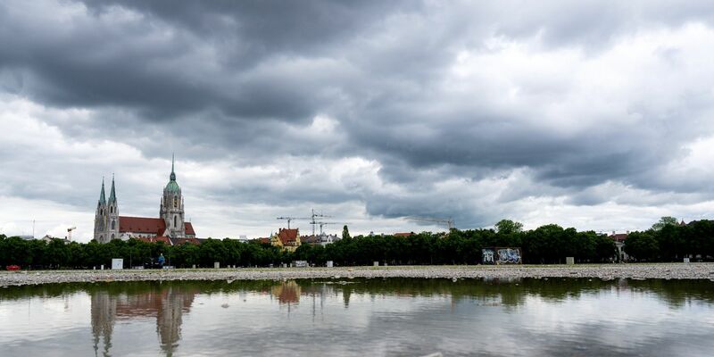 Zum Beginn des kalendarischen Frühlings legt das schöne Wetter erstmal eine Pause ein. - Foto: Sven Hoppe/dpa