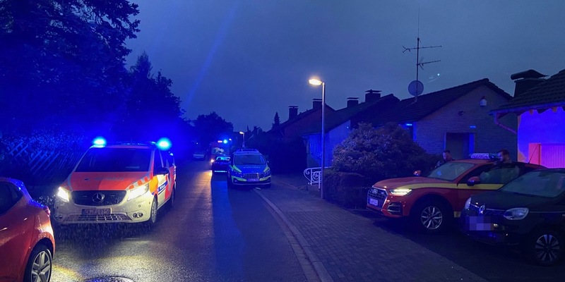 FW-EN: Feuerwehrmann rettete eigenen Jungen aus hilfloser Lage: Feuerwehr rettet 5- jährigen aus Plastikteil - 19- jährige Reiterin ebenfalls von Feuerwehr und Rettungsdienst gerettet - Foto: presseportal.de