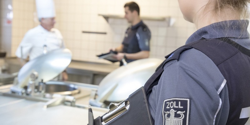 HZA-MD: Bundesweite Schwerpunktprüfung gegen Schwarzarbeit / Zoll überprüft Gastronomie und Hotellerie in Sachsen-Anhalt - Foto: presseportal.de