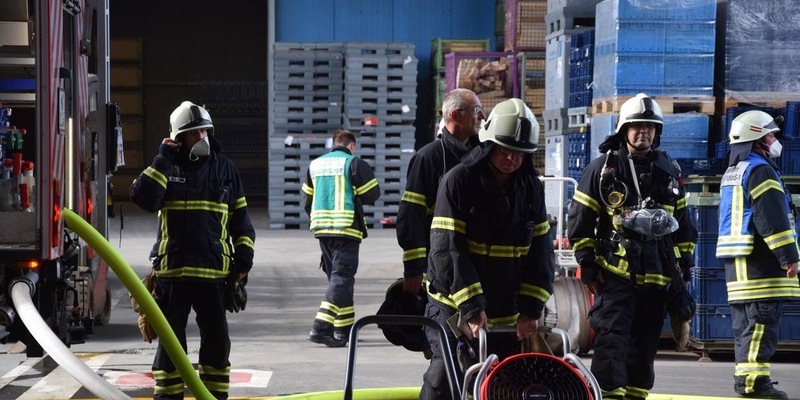 FW-ROW: Rauchentwicklung in Pelletlager eines Schulgebäudes - Foto: presseportal.de