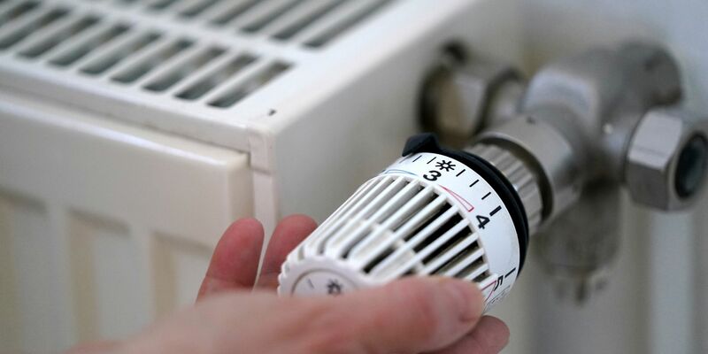 Heizkosten sind ein häufiges Streitthema zwischen Mietern und Vermietern. - Foto: Marcus Brandt/dpa