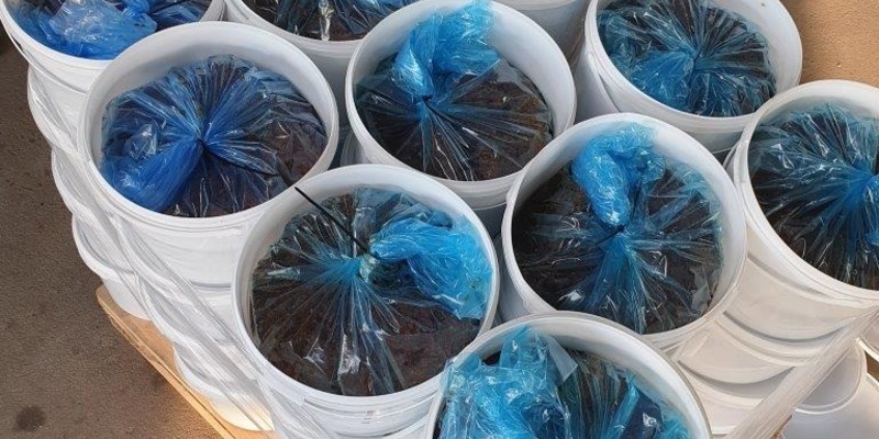 HZA-B: Berliner Zoll kontrolliert drei Shisha-Bars und wird fündig 22kg Wasserpfeifentabak, 366g Drogen und Verstöße gegen Schwarzarbeitsbekämpfungsgesetz im Rahmen der bundesweiten Prüfung aufgedeckt - Foto: presseportal.de