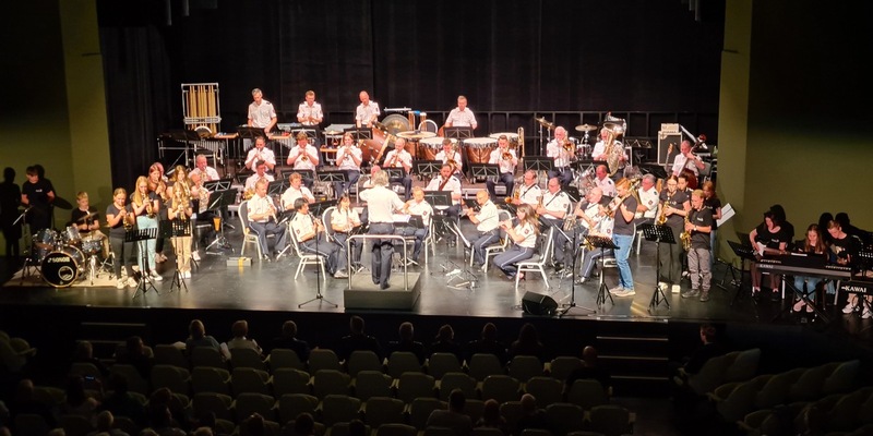 FW Düren: Dieseltank an LKW aufgerissen - Foto: presseportal.de