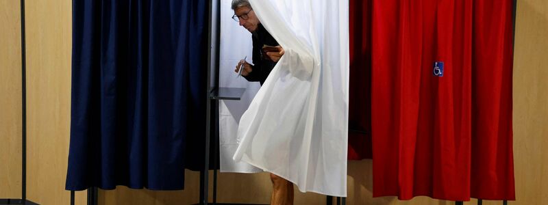 Überraschung in Frankreich: Die Rechtsnationalen schneiden schlechter ab als erwartet. - Foto: Ludovic Marin/AFP/dpa