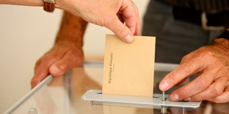 Für Frankreich ist diese Wahl richtungsweisend. (Archivbild) - Foto: Jean-Francois Badias/AP/dpa
