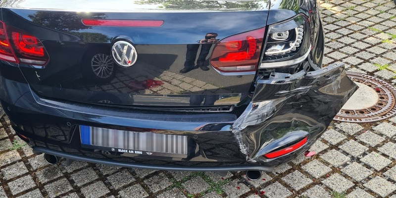 POL-KS: Beschädigter VW Golf bleibt im Feld stecken: Polizei erbittet Hinweise auf Unfallstelle im Bereich Schauenburg, Baunatal oder Edermünde - Foto: presseportal.de