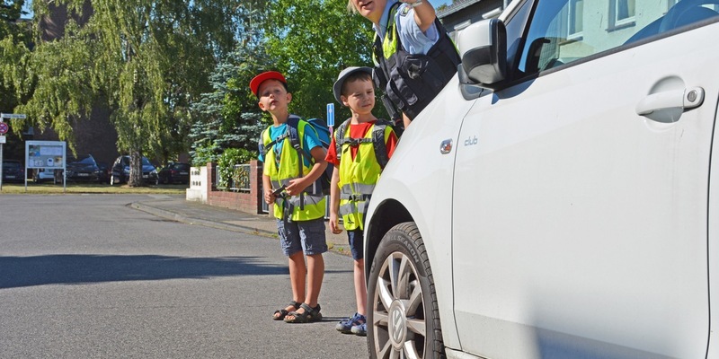 POL-ME: Schulstart: Bitte achten Sie auf i-Dötzchen und andere Schulkinder - Kreis Mettmann - 2408083 - Foto: presseportal.de