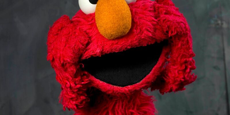 Das Monster Elmo ist beim Publikum sehr beliebt. (Archivbild) - Foto: Victoria Will/WILLV/AP/dpa