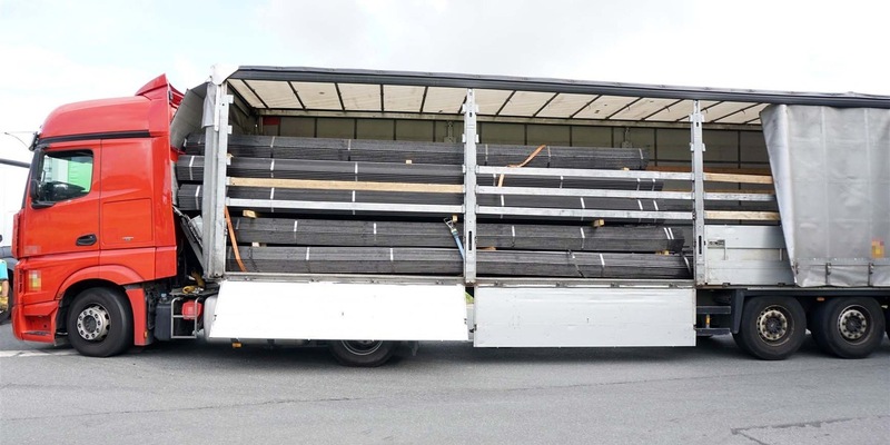 POL-SU: Länderübergreifende Verkehrssicherheitsaktion: sicher.mobil.leben - Güterverkehr im Blick - Foto: presseportal.de