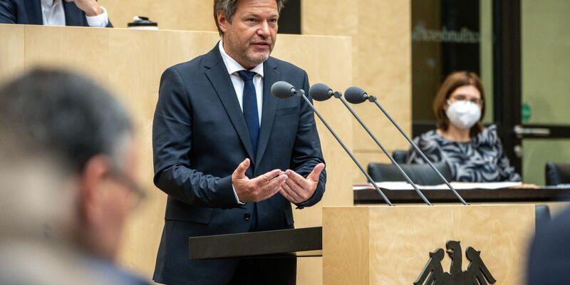 Bis zum Jahresende gibt es nun Planungssicherheit.  - Foto: Michael Kappeler/dpa