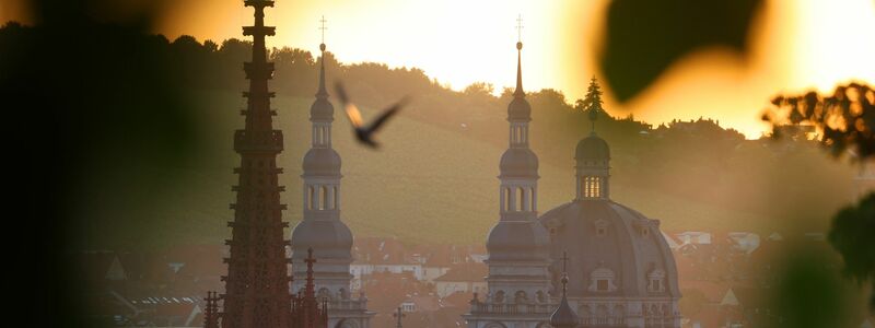 Für Rentner soll es 2025 einen Aufschlag geben. - Foto: Karl-Josef Hildenbrand/dpa