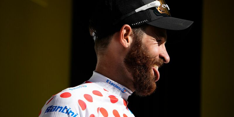 Hat in der Bergwertung noch 46 Punkte Rückstand auf den Slowenen Tadej Pogacar: Simon Geschke. - Foto: Daniel Cole/AP/dpa