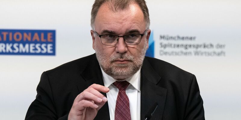 Das langfristige Wirtschaftswachstum von Deutschland bereitet dem Präsident des Bundesverbandes der Deutschen Industrie (BDI), Siegfried Russwurm, Sorgen. - Foto: Sven Hoppe/dpa