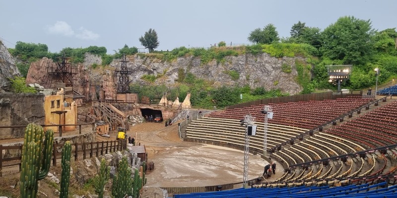 FW-OE: Über 60 Einsätze - Ursache wahrscheinlich Tornado - Foto: presseportal.de