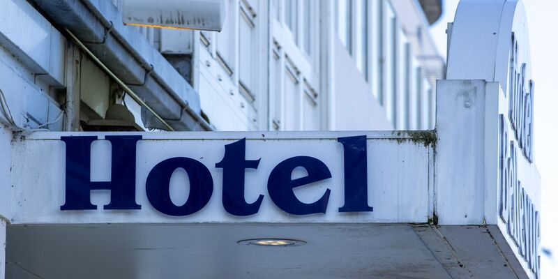 Ein Viertel der Urlauber aus Deutschland wählte in diesem Sommer ein Luxushotel. - Foto: Jens Büttner/dpa-Zentralbild/dpa