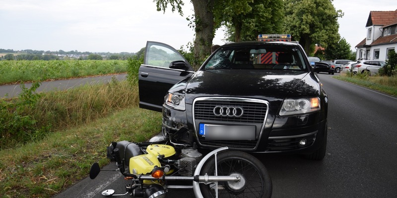 POL-HF: Radfahrer nach Kollision schwer verletzt- Fehler beim Abbiegen - Foto: presseportal.de