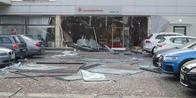 LKA-BW: Nach Sprengung eines Geldautomaten in Kist und Offenau - Haftbefehle gegen fünf Tatverdächtige - Foto: presseportal.de