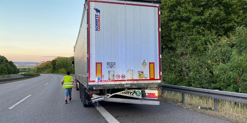 POL-PDTR: Verkehrsunfallflucht - Foto: presseportal.de