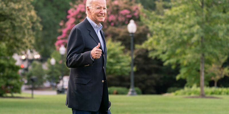 Ohne ernstzunehmende Konkurrenz: Bei den Demokraten bewirbt sich Präsident Joe Biden um eine zweite Amtszeit. - Foto: Manuel Balce Ceneta/AP/dpa