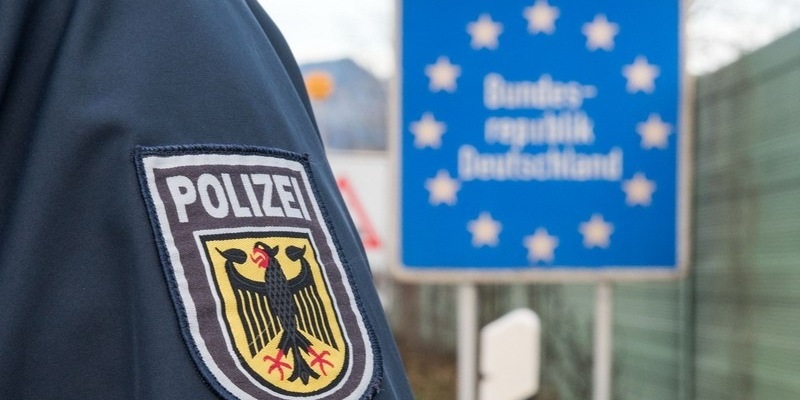 BPOL-BadBentheim: Einreise verweigert - Mann bei Grenzkontrolle festgestellt - Foto: presseportal.de