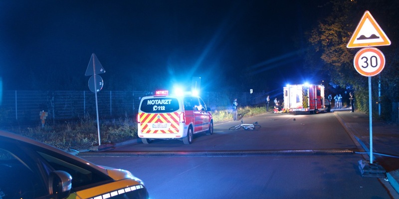 POL-DN: Pkw überschlägt sich nach Verkehrsunfall - Die Fahrerin wurde schwer verletzt - Foto: presseportal.de