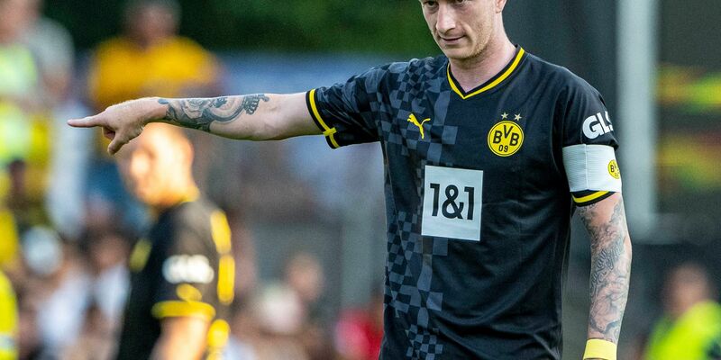 Der ehemalige BVB-Kapitän Marco Reus äußerte sich im Trainingslager. - Foto: David Inderlied/dpa