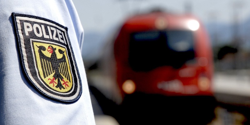 Bundespolizeidirektion München: Keine Fahrkarte, keine Papiere, kein Geld für offene Justizschulden / Bundespolizei verweigert Syrer die Einreise - trotz Asylbegehrens - Foto: presseportal.de