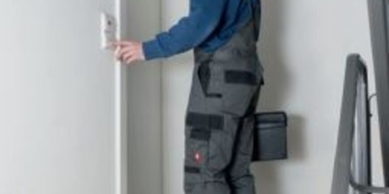 POL-H: Hannover-Stöcken: Unbekannter fährt einen 43-Jährigen an und flüchtet - Polizei sucht nach Zeugen - Foto: presseportal.de