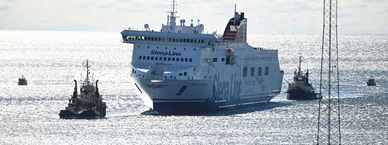 Die Passagierfähre Stena Scandica ist im Hafen von Nynäshamn in Schweden angekommen. - Foto: Fredrik Sandberg/Tt/TT News Agency/AP/dpa
