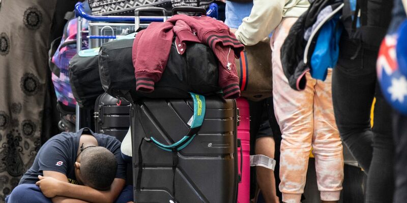 Frankfurt am Main ist aus der Rangliste der zehn lebenswertesten Städte der Welt verdrängt worden. - Foto: Boris Roessler/dpa