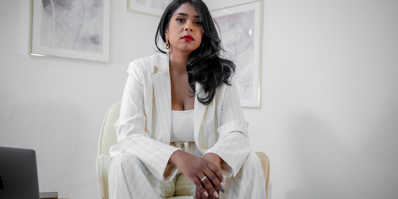 Vom Angestelltenverhältnis zur selbstständigen Kosmetikerin - Banu Suntharalingam verrät, wie das gelingt - Foto: presseportal.de