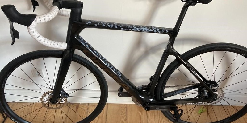 POL-GÖ: (123/2024) In Göttinger Gebäudekomplex: Polizei stellt hochwertige Räder und Fahrradrahmen in zwei leerstehenden Appartements sicher, Eigentümer gesucht! - Foto: presseportal.de