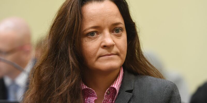 Beate Zschäpe räumt eine Mitschuld an NSU-Mordserie deutlicher als je zuvor ein (Archibild). - Foto: Tobias Hase/dpa