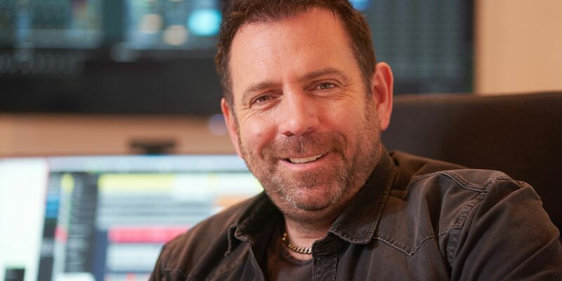 Der Limburger Sänger Ikke Hüftgold alias Matthias Distel ist für zahlreiche Ballermann-Hits verantwortlich. - Foto: Thomas Frey/dpa