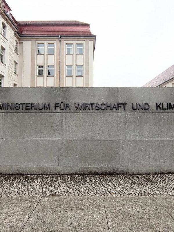 Das Bundeswirtschaftsministerium hat bezüglich des geplanten Verkaufs