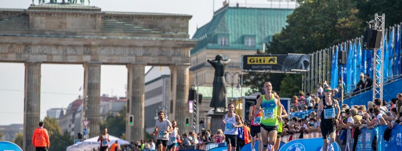 Am Wochenende findet der Berlin-Marathon statt. - Foto: Andreas Gora/dpa