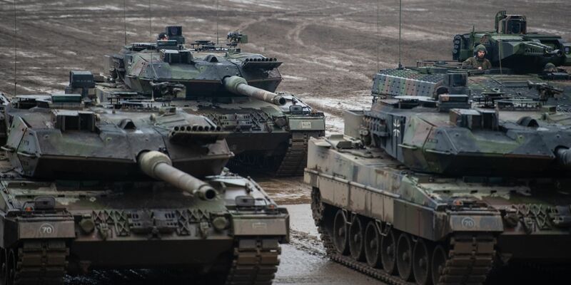 Schützenpanzer der Bundeswehr vom Typ Puma im Werk von Rheinmetall in Unterlüß. - Foto: Philipp Schulze/dpa