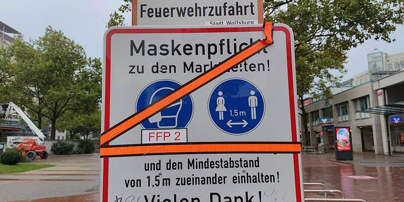 Abgeschaffte Maskenpflicht und Abstandsregeln in einer Fußgängerzone - Foto: ?ber dts Nachrichtenagentur