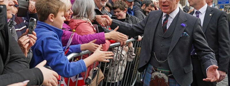 König Charles III. wird 74. - Foto: Andrew Milligan/PA Wire/dpa