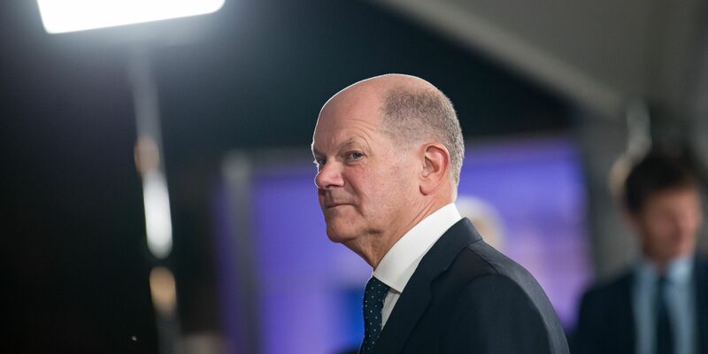 Bundeskanzler Olaf Scholz (SPD) warnt vor einem Flächenbrand in Nahost. - Foto: Fabian Sommer/dpa