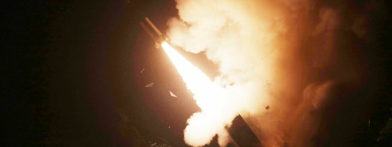 Eine Rakete wird während einer gemeinsamen Militärübung zwischen den USA und Südkorea abgefeuert. - Foto: Uncredited/South Korea Defense Ministry/AP/dpa