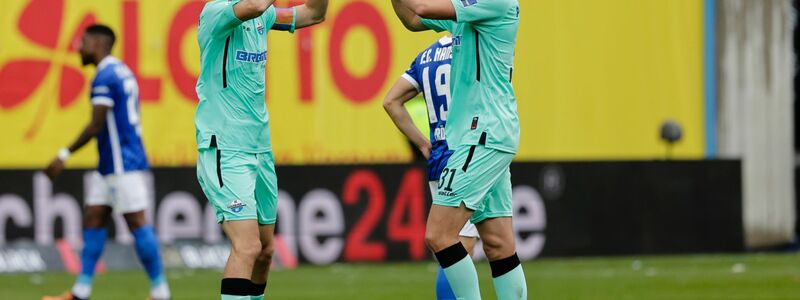 Der SC Paderborn feierte einen souveränen Auswärtssieg bei Hansa Rostock. - Foto: Frank Molter/dpa
