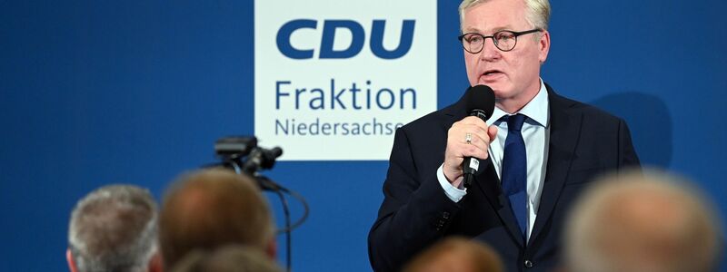 CDU-Spitzenkandidat Bernd Althusmann hat seine Niederlage bei der Landtagswahl eingestanden. - Foto: Hauke-Christian Dittrich/dpa